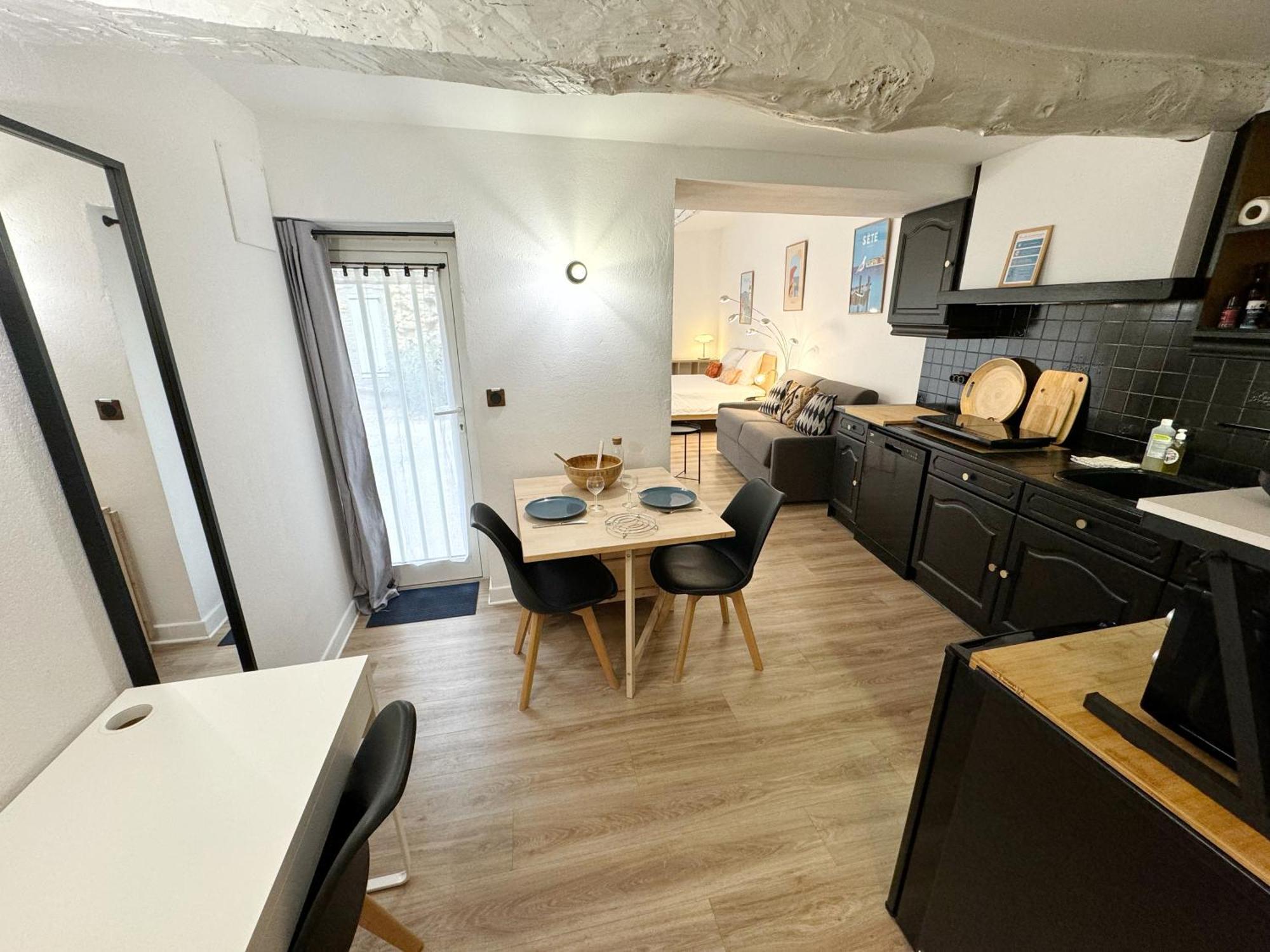 Charmant Studio Climatise A 200M De La Plage Mèze Zewnętrze zdjęcie